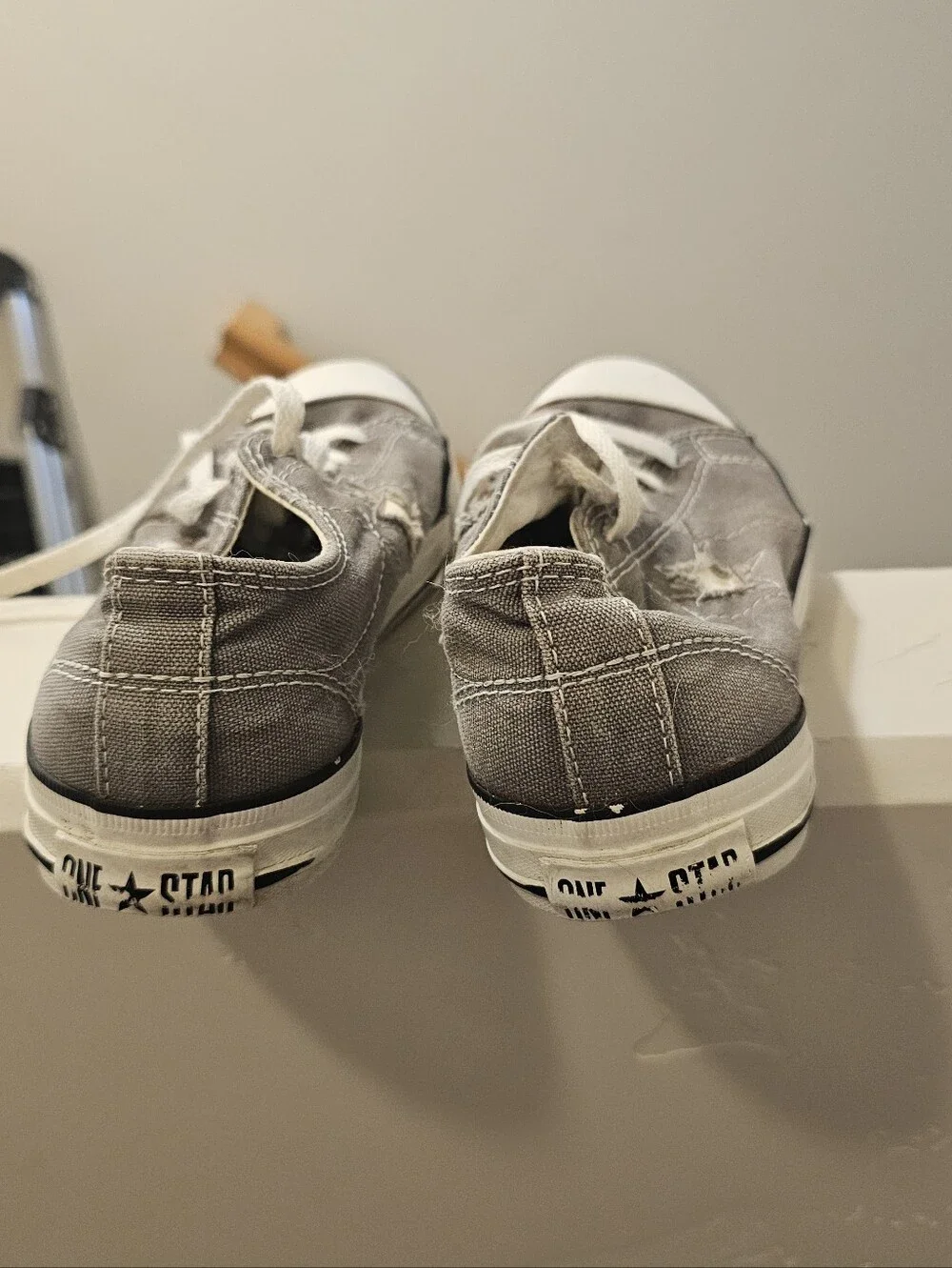 Gray Canvas Low-Top Sneakers with White Toe Cap